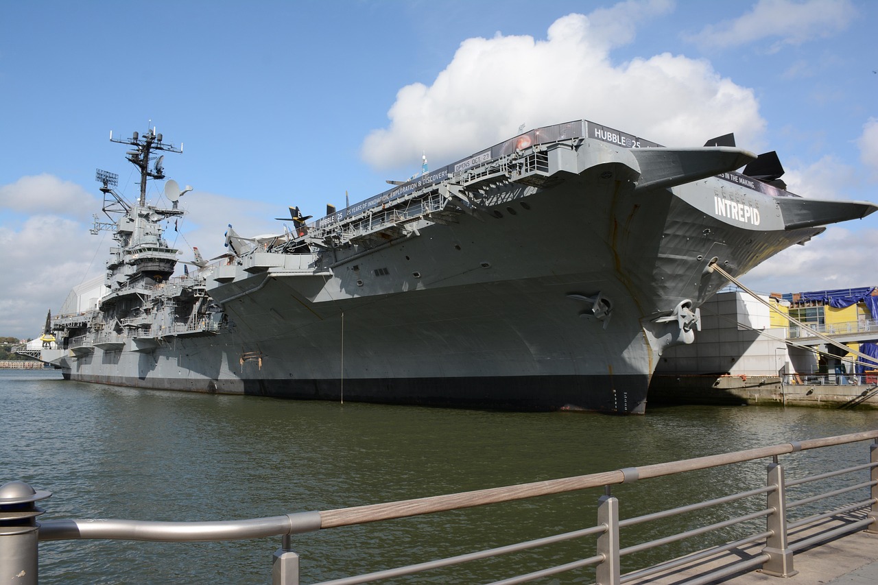 出售微信号码：nike鞋购买平台