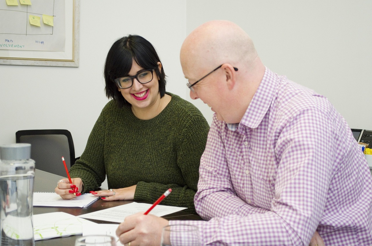 短信轰炸源码实名账号：详情下载教程海支付app